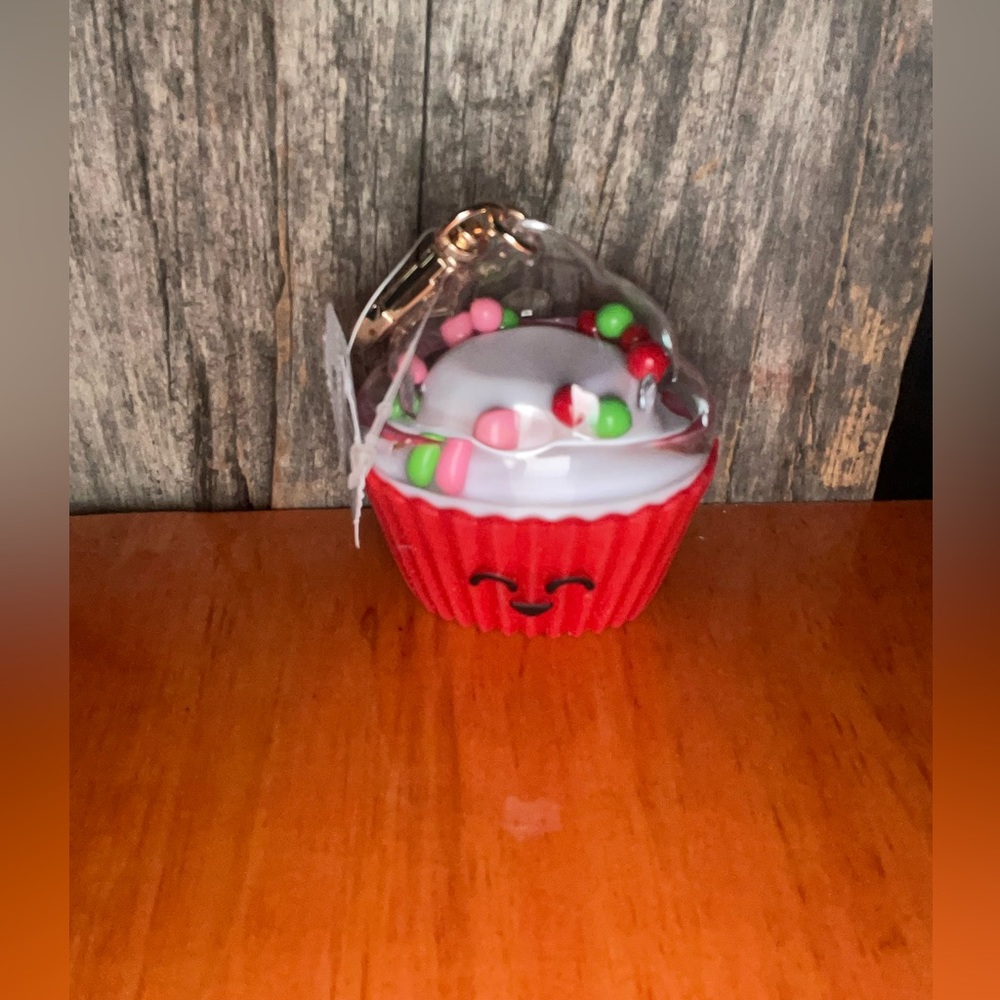 Christmas Cupcake Bath & Body Works Sanitizer Holder